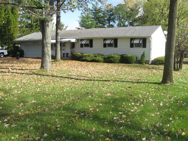 3 Bedroom Ranch on 2 Wooded Acres